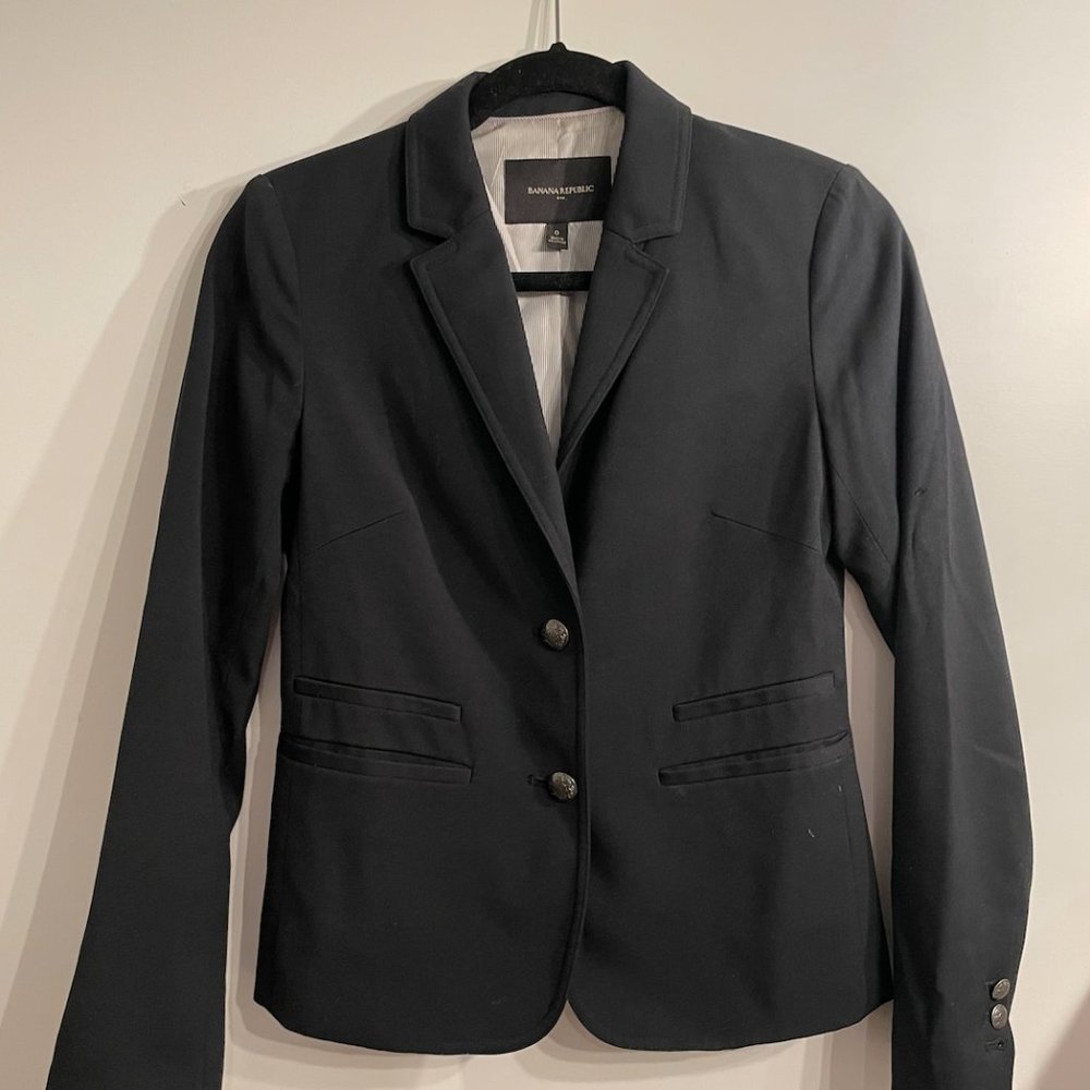 Banana Republic Black fitted blazer